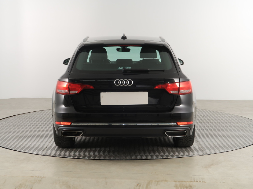 Audi A4, 2018