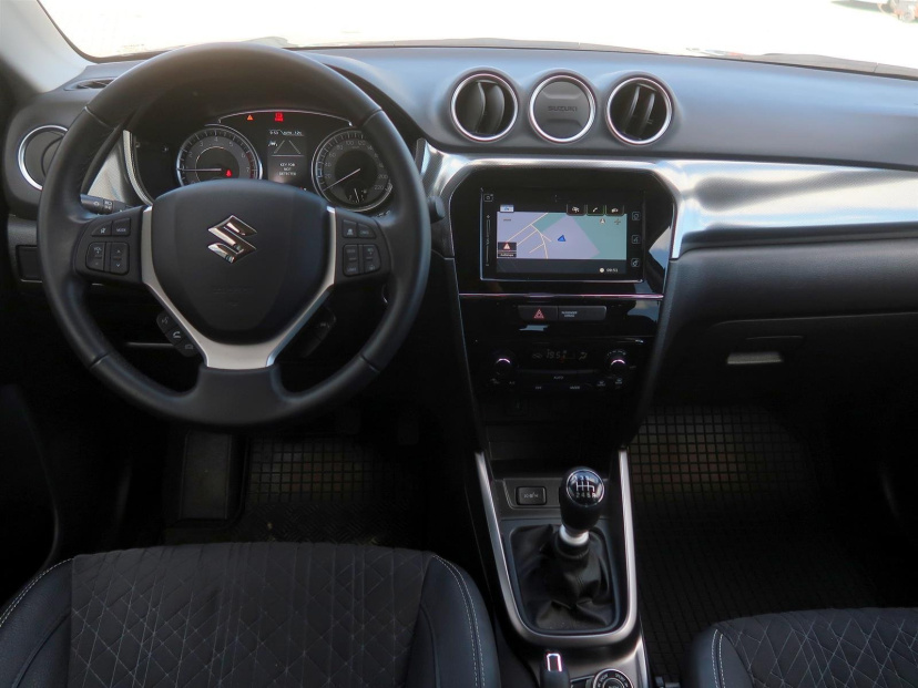 Suzuki Vitara, 2023