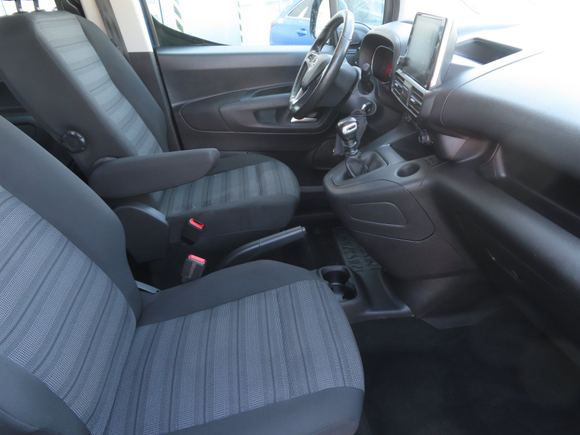 Opel Combo, 2020