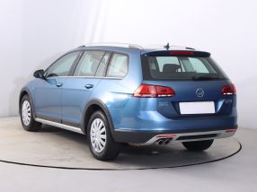 Volkswagen Golf - 2016