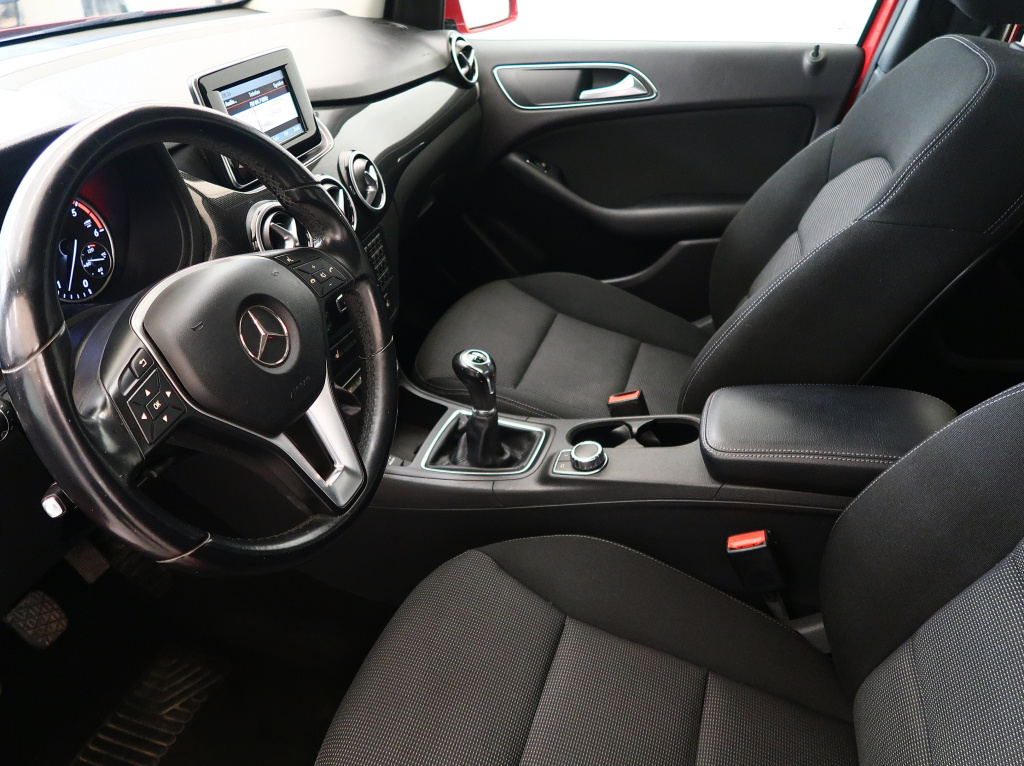 Mercedes-Benz B