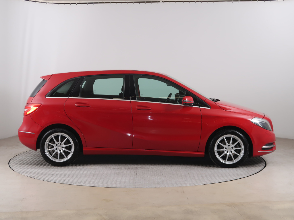 Mercedes-Benz B
