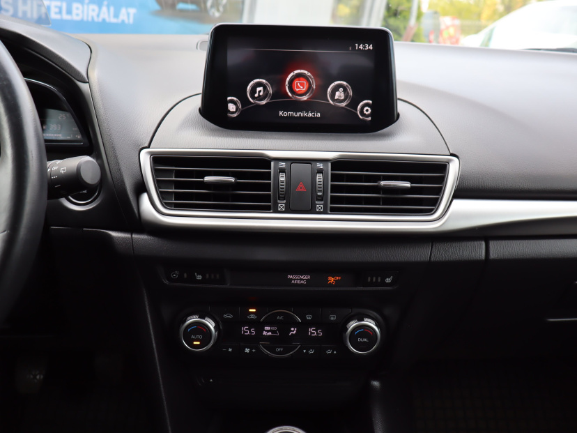 Mazda 3, 2018