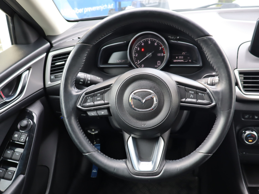 Mazda 3, 2018