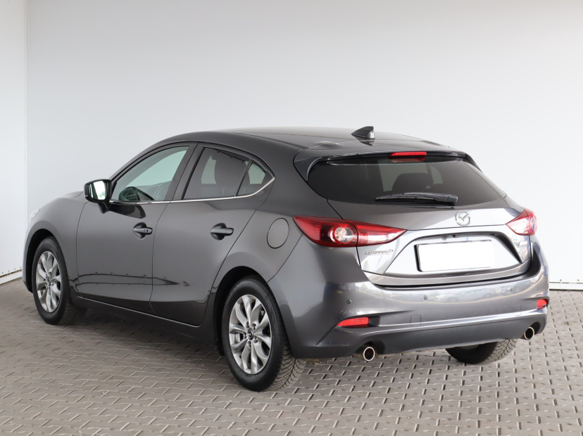 Mazda 3, 2018