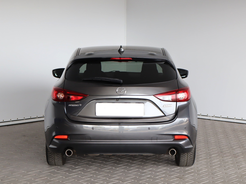 Mazda 3, 2018
