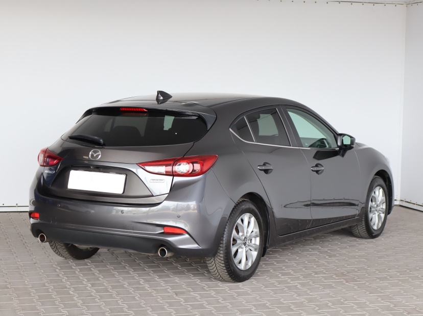 Mazda 3, 2018