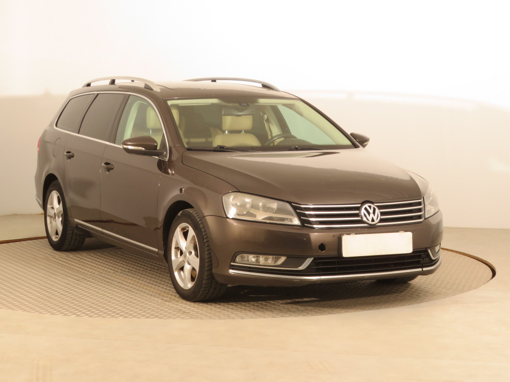 Volkswagen Passat, 2013