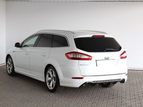 Ford Mondeo - 2015