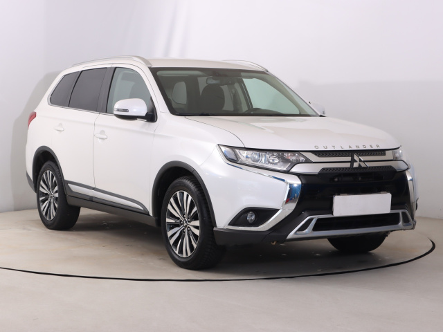 Mitsubishi Outlander 2020