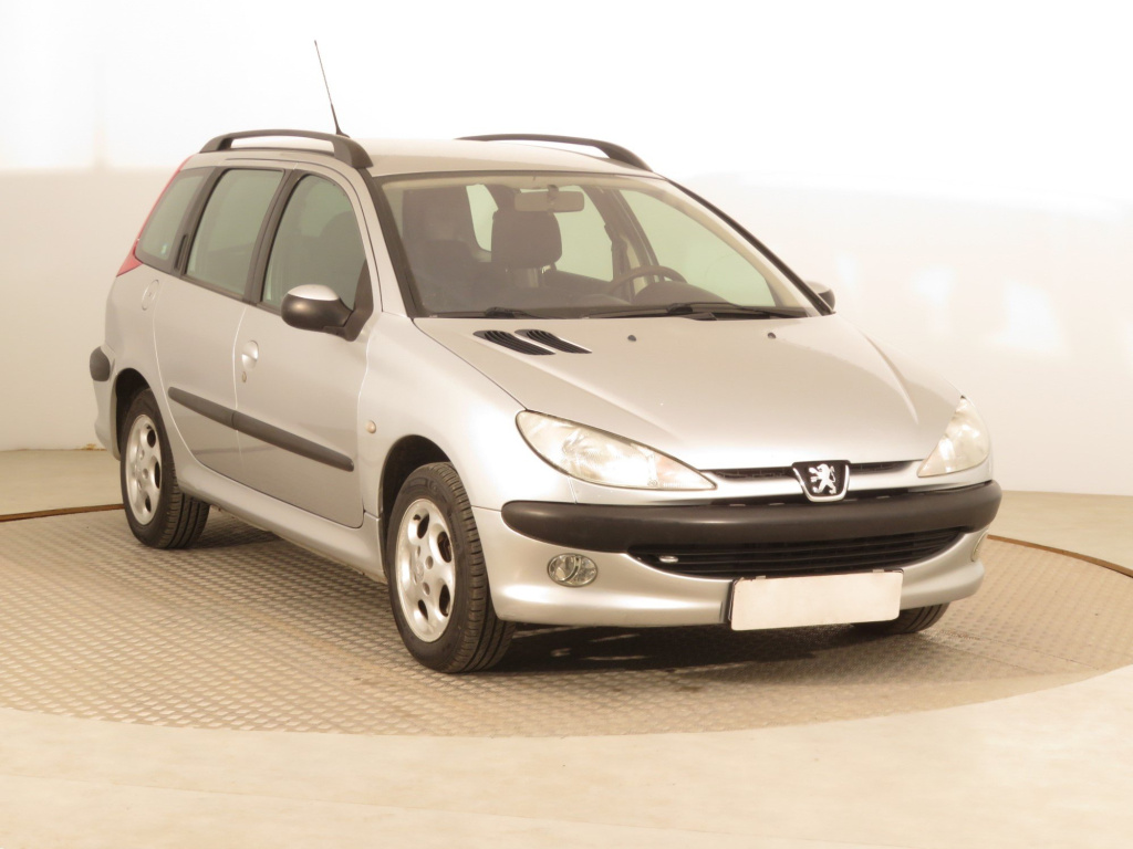 Peugeot 206, 2002