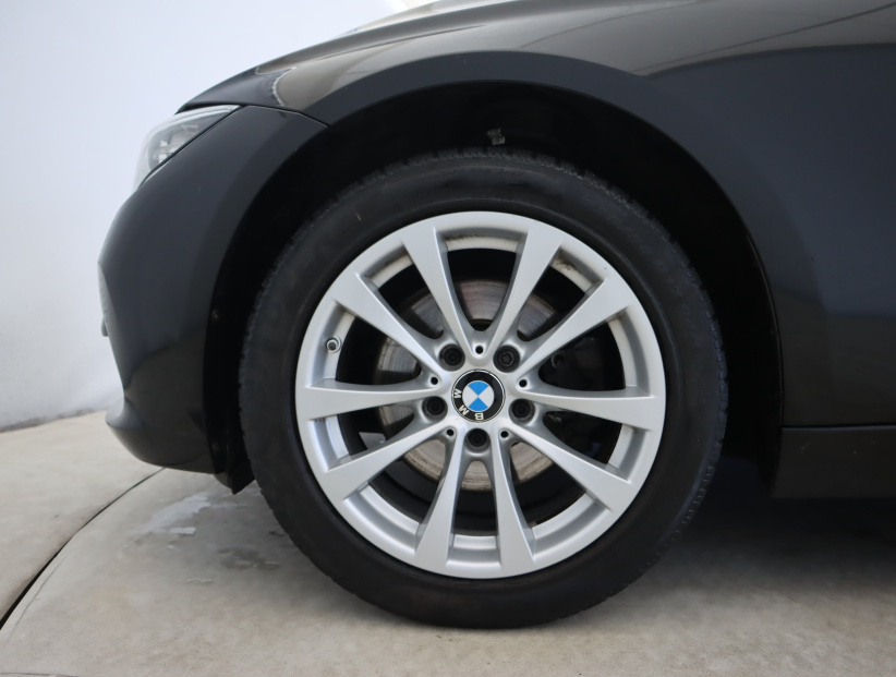 BMW 3, 2015
