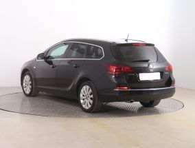 Opel Astra - 2014