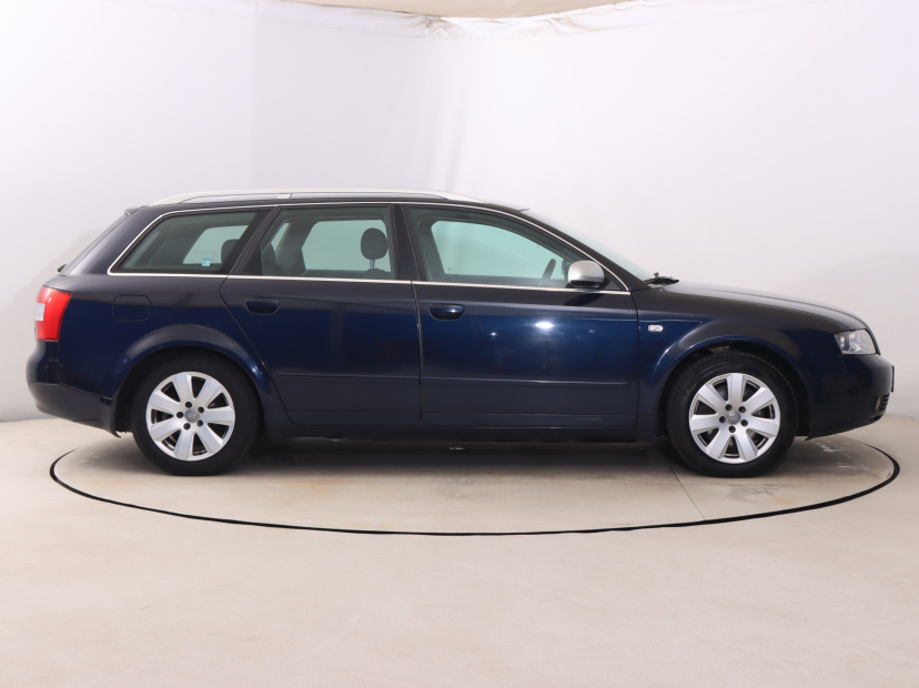 Audi A4, 2004