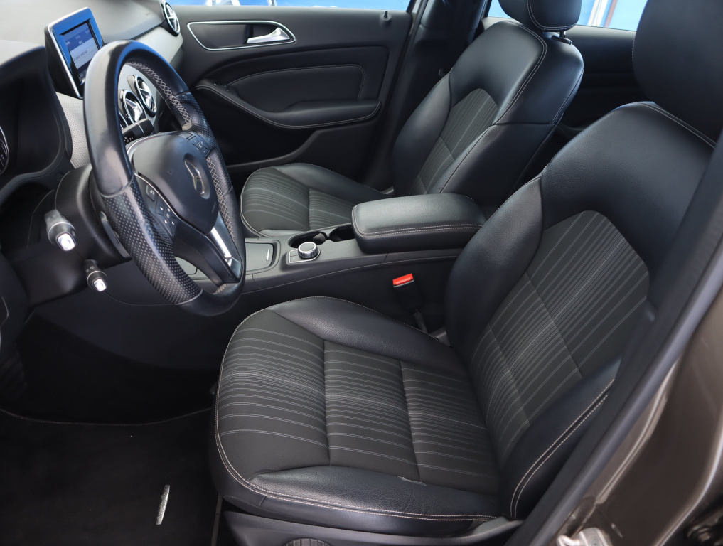 Mercedes-Benz B