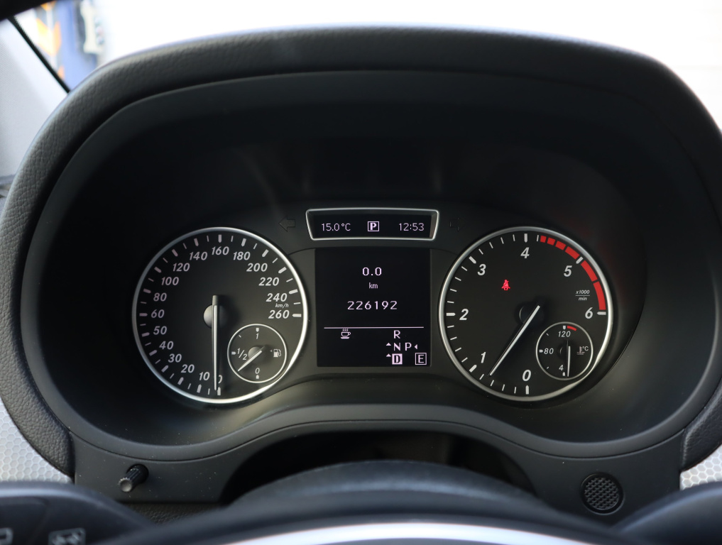 Mercedes-Benz B