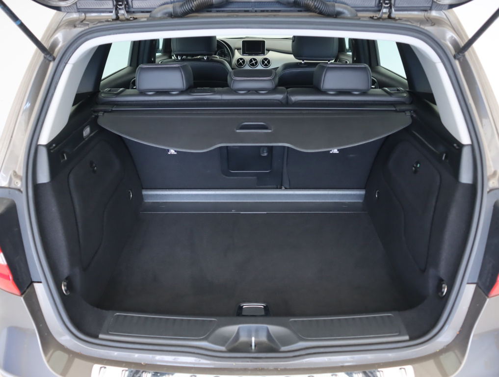 Mercedes-Benz B