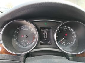 Skoda Superb - 2013