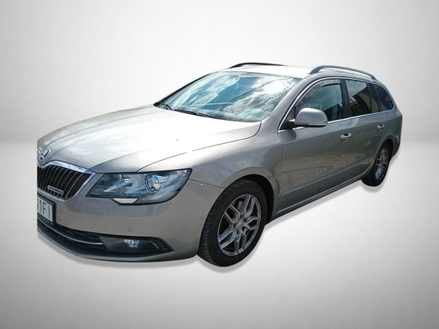 Škoda Superb 2013
