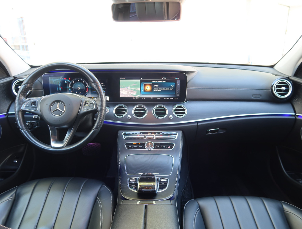 Mercedes-Benz E