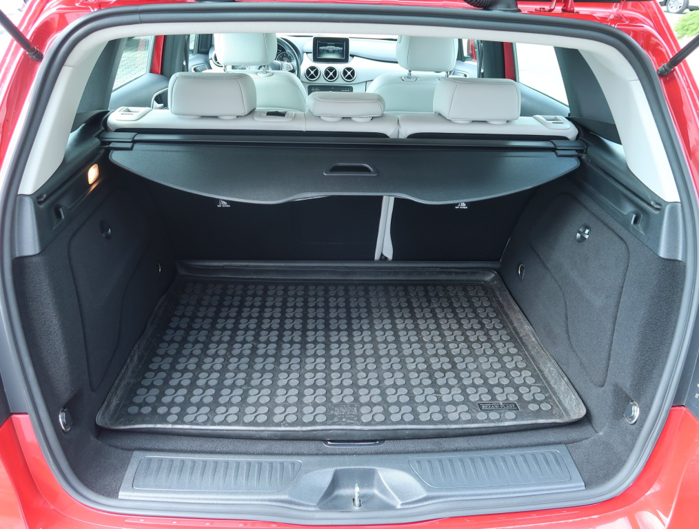 Mercedes-Benz B
