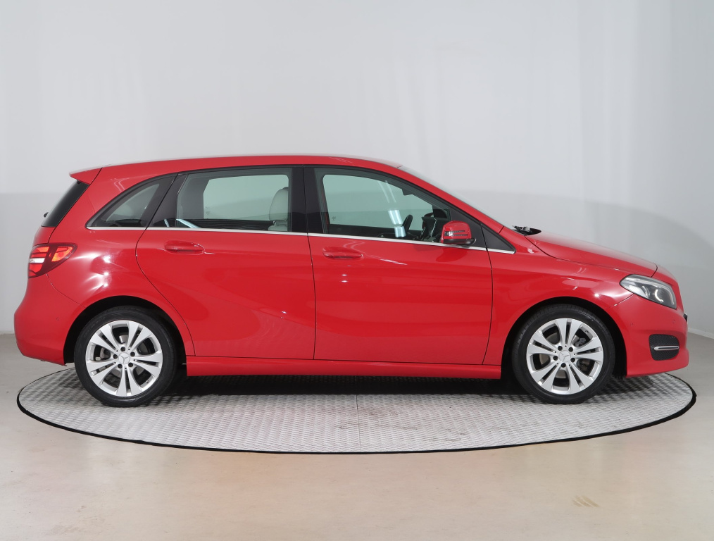 Mercedes-Benz B
