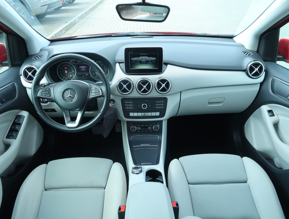 Mercedes-Benz B