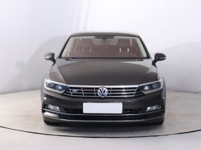 Volkswagen Passat - 2016