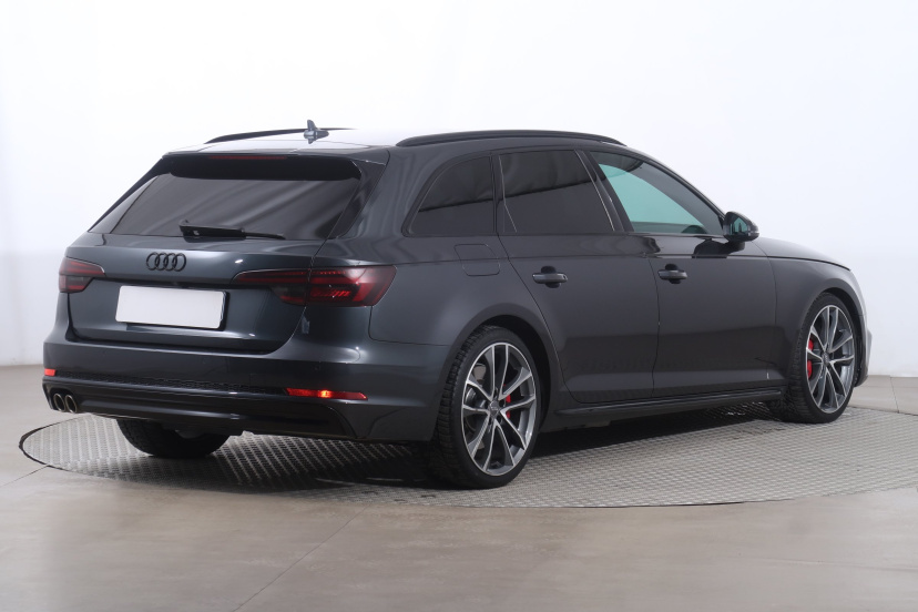 Audi A4, 2017