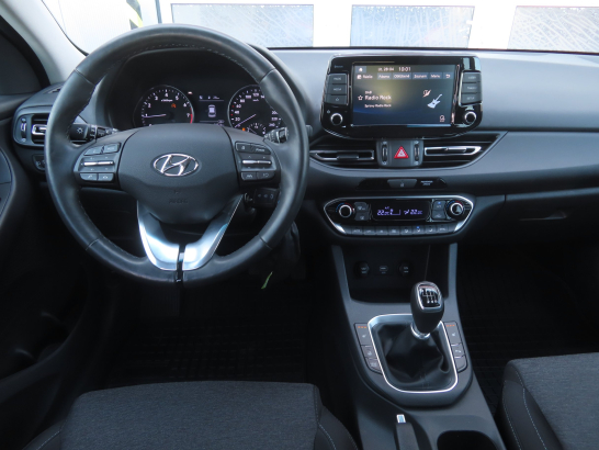 Hyundai i30 1.5 T-GDI MHEV