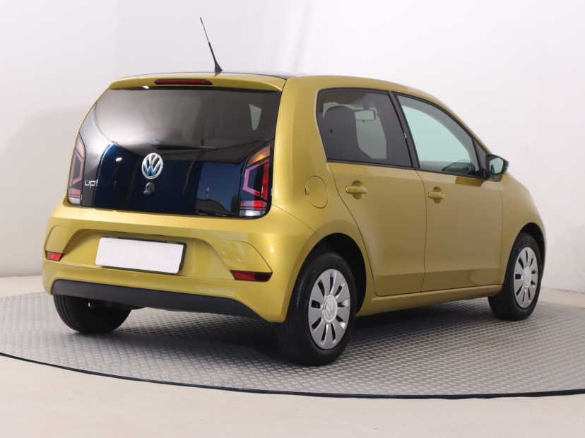 Volkswagen Up!, 2018
