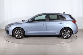 Hyundai i30 - 2025