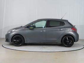 Peugeot 208 - 2016