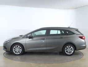 Opel Astra - 2020