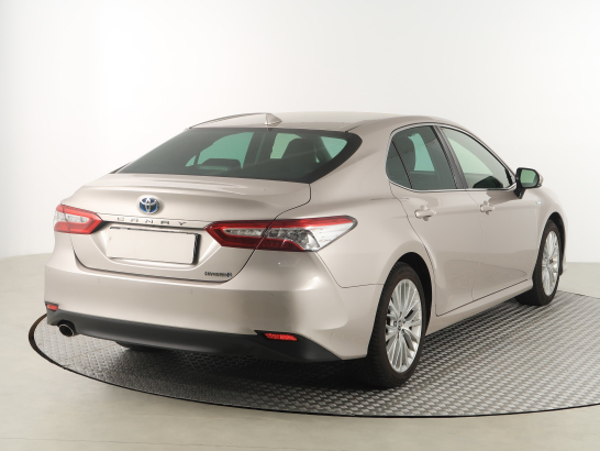 Toyota Camry 2.5 Hybrid