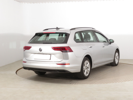 Volkswagen Golf 1.5 eTSI