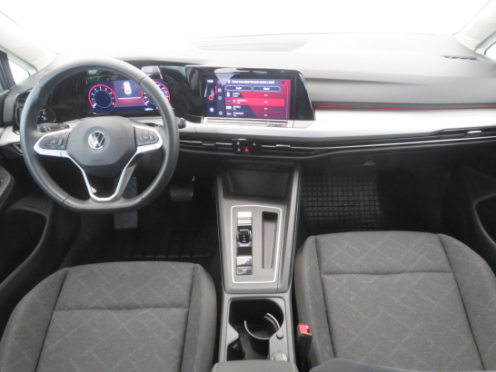 Volkswagen Golf 1.5 eTSI