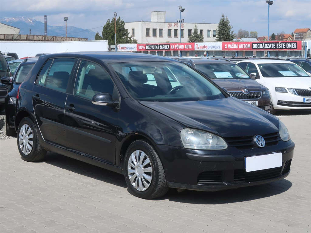 Volkswagen Golf, 2003