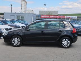 Volkswagen Golf - 2003