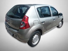 Dacia Sandero - 2009