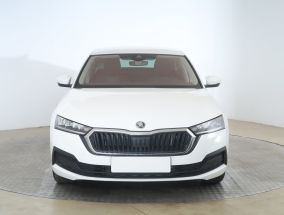 Škoda Octavia - 2023