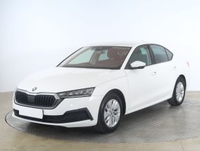 Škoda Octavia - 2023