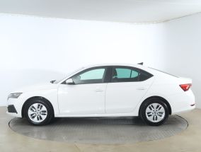 Škoda Octavia - 2023