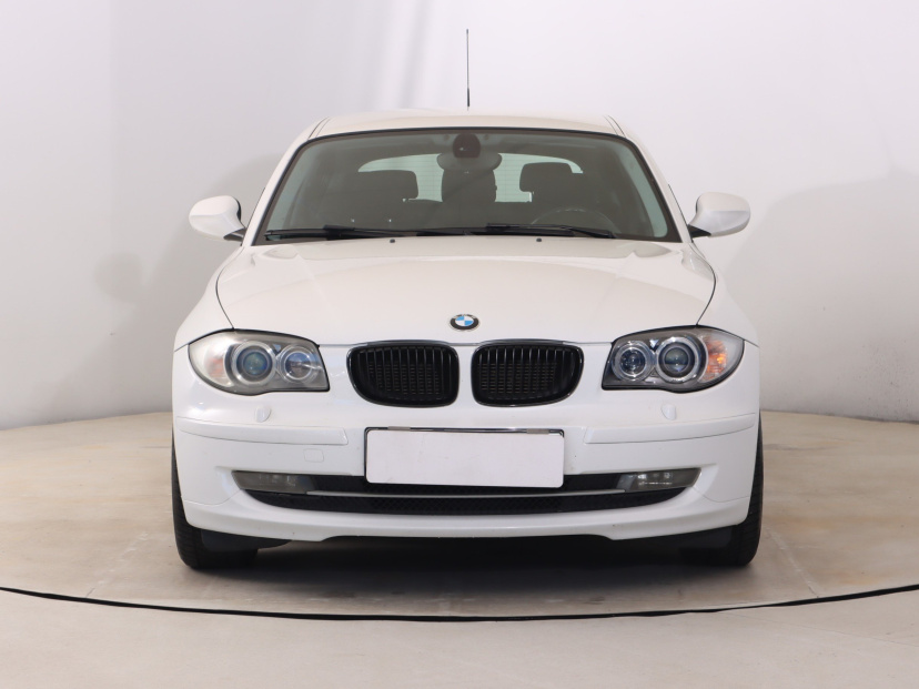 BMW 1, 2011