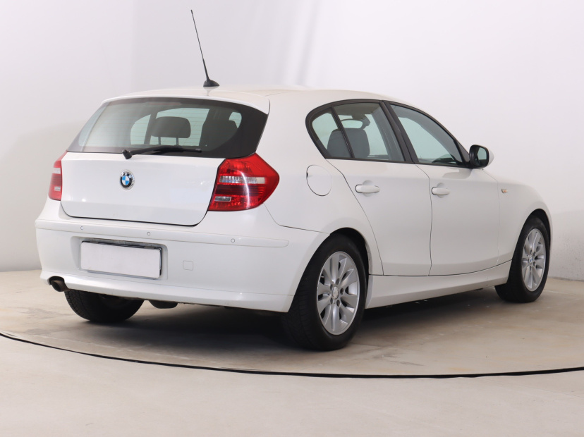 BMW 1, 2011
