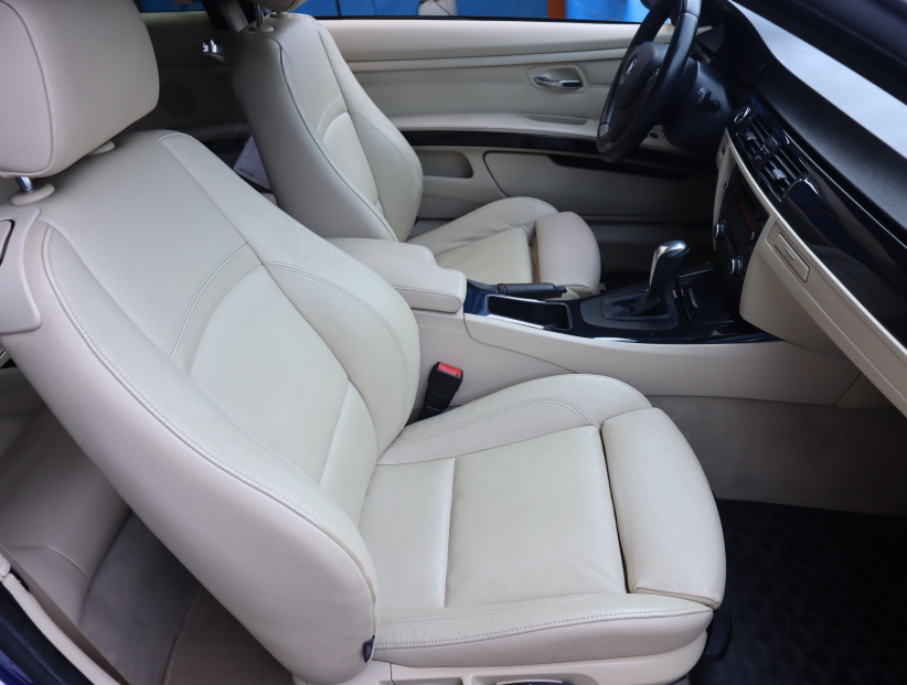 BMW 3, 2010