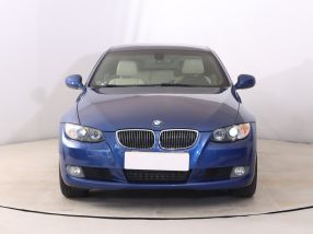 BMW 3 - 2010