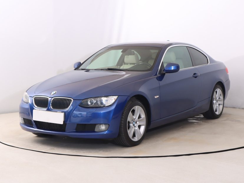 BMW 3, 2010
