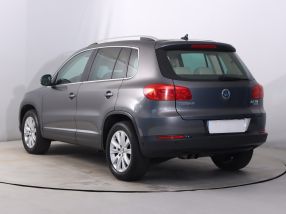 Volkswagen Tiguan - 2013
