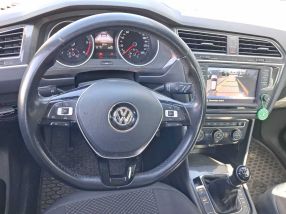 Volkswagen Tiguan - 2018